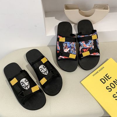 2021 new men slippers han edition leisure fashion cool word beach slippers home indoor and outdoor shoes