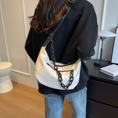 New Nylon Shoulder Bag For Women 2023 Large Capacity Urban Simple Leisure Chain Portable Shoulder Bag 2023