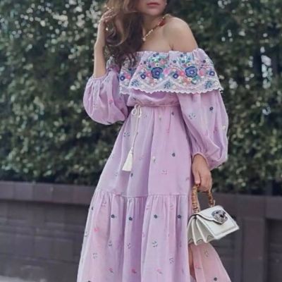 P010-099 PIMNADACLOSET - Off Shoulder Cotton Embroidery Midi Dress