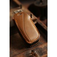 ❇ For x7/i7 Key Cover New Genuine Leather Car Key Case Accessories Smart Remote Key Protect Cover Shell Car Accessories Keychain