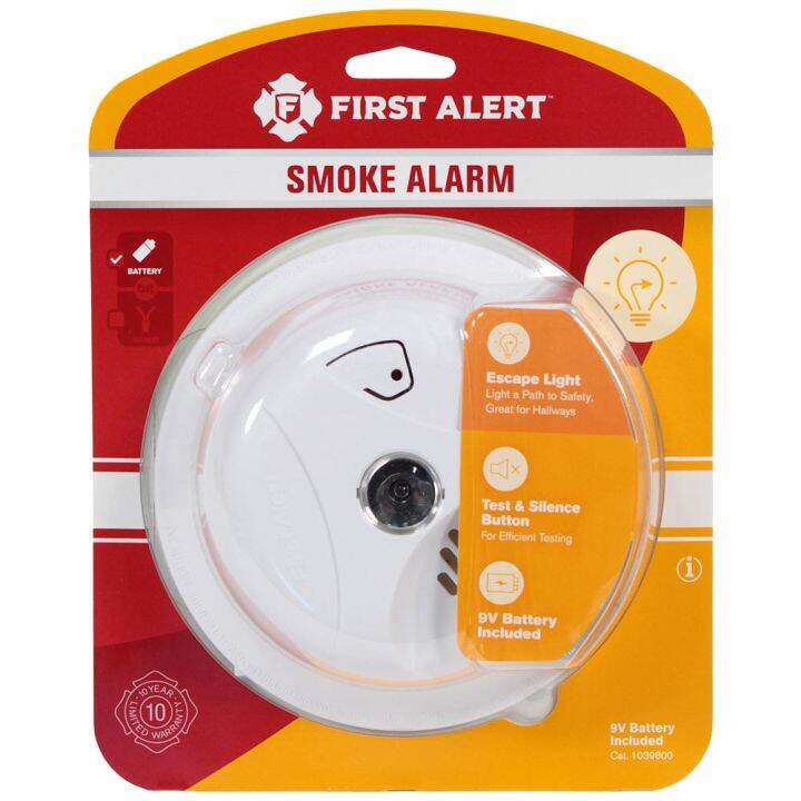 First Alarm Smoke Alert 9v Battery Included w/ Escape Light SA30