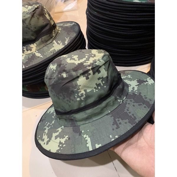 หมวกกันแดดทหาร-หมวกทหารสายรัดคาง-หมวกกันแดด-หมวกทำนา-หมวกทำสวน-หมวกทำไร่-หมวกกันแดดลายทหาร
