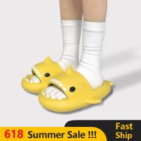 2023 Family Summer Shark Slippers Mens Fashion Slippers Solid Color Casual Home Shoes Eva Non-Slip Shoes Kids Beach Shark Slides House Slippers