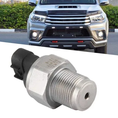 Common Rail Fuel Pressure Sensor for Toyota Hilux Hiace D4D 3.0L 89458-71010 499000-6121