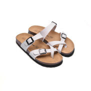 Dép nữ HuuCuong xỏ ngón da pu trắng đế trấu handmade