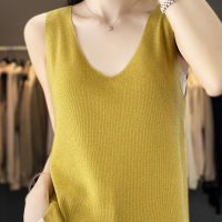 Fast Shipping Gifts Spring And Summer New V -Neck Knitting Strap Female Solid Color Wide Shoulder Sleeveless Vest