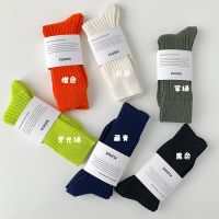 【Sock shop】ผู้หญิงสีถุงเท้าผ้าฝ้ายคู่ถุงเท้ากีฬาถุงเท้าสูงสำหรับผู้ชายสาวถุงเท้าสีทึบฤดูใบไม้ร่วงฤดูหนาวหนาผู้หญิงถุงเท้ายาว