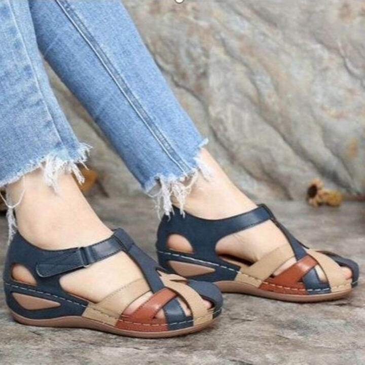 Comfortable flat sandals for on sale walking