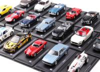 Collectible 1:43 Die-cast Car Model Luxury Vintage Famous Roadster automobile race Car Bugatti Mclaren Maserati Rambo sedan mkd3