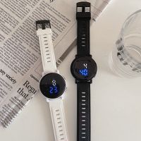 Unicorn ins super fire electronic watch cute girl student temperament Korean version simple digital waterproof round