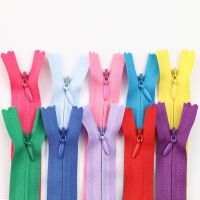 100pcs 15cm  20cm  35cm  45cm 50cm 60cm 65cm Invisible Zippers Nylon Coil Zipper Tailor For Handcraft Sewing Cloth Accessorie Door Hardware Locks Fabr