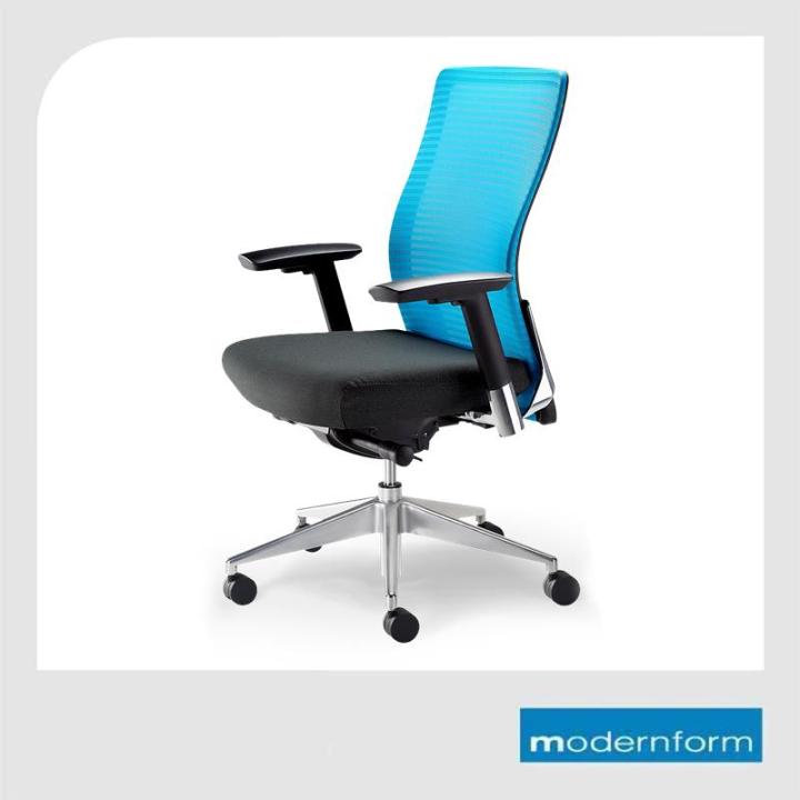 modernform-เก้าอี้สำนักงาน-รุ่น-series15-เบาะสีดำ-พนักพิงกลาง-สีฟ้า-เก้าอี้ทำงาน-เก้าอี้ออฟฟิศ-เก้าอี้ผู้บริหาร-เก้าอี้ทำงานที่รองรับแผ่นหลังได้ดีเป็นพิเศษ-พนักพิงหุ้มด้วยตาข่าย-ปรับที่วางแขนได้-3-ทิศ