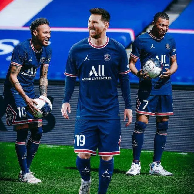 2021/22 PSG Home Adults Saint Germain Team Jersey MESSI