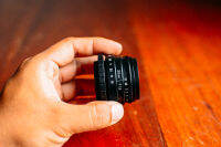 (For Fujifilm Mirrorless)เลนส์มือหมุน ละลายหลัง รูรับแสงกว้าง 35mm F1.6