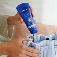 （HOT ITEM ）?? Germany Nivea Deep Moisturizing Hand Cream Autumn And Winter Anti-Chapping Shea Butter Essence Portable Capacity YY