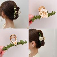 Korean Camellia Flower Clip cute green leaf vine hairpin large shark clip hairpin exquisite hair accessories