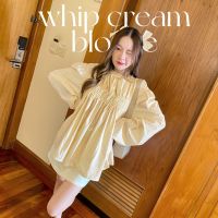 chuuchop_พร้อมส่ง(C7972)??whip cream blouse เสื้อแขนยาวสีครีมเย็บจับจีบ สไตล์เกาหลี