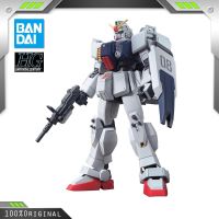 ฟิกเกอร์อนิเมะ BANDAI รุ่น HGUC 210 1/144 RX-79G แบบมีพื้นของเล่นตุ๊กตาต่อสู้หุ่นประกอบเขื่อนแบบเคลื่อนที่ใหม่ของขวัญคริสต์มาส