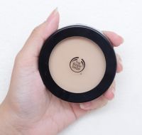 The Body Shop Matte Clay Powder 10g no.15 สำหรับผิวขาว ขาวเหลือง แป้งคุมมันใหม่ล่าสุด ตอบโจทย์ลุคแมตต์อย่างเป็นธรรมชาติระหว่างวัน