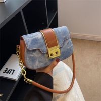 Female senior feeling small bag in the summer of 2022 the new this year popular feeling small worn one shoulder alar bag chain bag