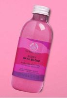 The body shop Berry bath blend 250ml ครีมอาบน้ำฟองครีมที่เนียนนุ่ม อุดมไปด้วยสารอาหารและกรดไขมันที่จำเป็นกับผิว เพื่อเติมเต็มความชุ่มชื้นให้ผิว