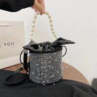 Luxury Designer Handbag Vintage Metal Handmade Pearl Bucket Bag Crystal Shiny Rhinestones Diamond Evening Bag Clutch Bag