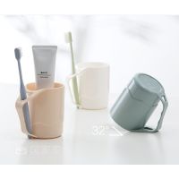 1Pc Plastic Mug with Handle Couple Tooth Cylinder Cup Wash Cup