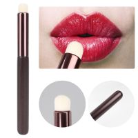 1pc Wooden Handle Lipstick Makeup Brush Apply evenly Soft bristles Matte Lipstick Smudge Concealer Lip Brush Makeup Shadow Tools