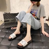 【现货】女拖鞋家用防滑浴室洗澡厚底家用拖鞋可外穿拖鞋女夏季家用防滑浴室洗澡厚底屋凉拖鞋【Spot】womens slippers home non-slip bathroom bath thick-soled home slippers can be worn outside Slipper female summer home use antiskid bathroom bath thick bottom house cool Slipp