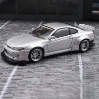 Die-casting 1:64 Scale Nissan Silvia S15 Wide Body Simulation Alloy Car Model Fan Souvenir Display Boy Collection Toy Decoration