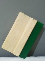 ยางปาดสำหรับงานสกรีน ตัว V ความยาว 19 ซม. Squeegee Shape V  Green  size 19  cm