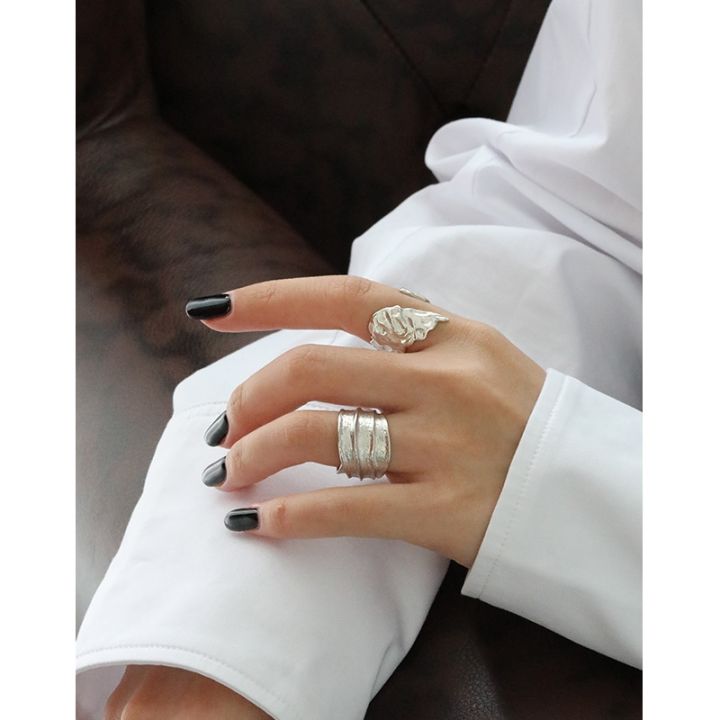 cod-308-korean-version-of-silver-ring-ins-heavy-industry-light-luxury-european-and-style-texture-closed-female-personality