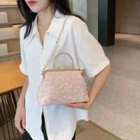 Ladies Bags On Sale 2023 High Quality Premium Pearl Chain High-Capacity Crossbody Bag New Summer Trend Versatile Handbag