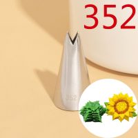 ✔☂▦ BCMJHWT 352 Rose Leaves Cupcake Decorating Tips Pastry Fondant Decorations Leaf Tips Bakeware Stainless Steel Piping Nozzles