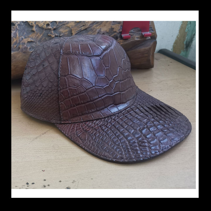cool-genuine-crocodile-สีน้ำตาลเม็ดมะขาม-หมวกแก็ป-ขนาดของหมวก-ไซต์มาตรฐาน-ปรับระดับได้