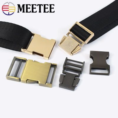 ：“{—— 4/10Pcs 19/25/32/38Mm Release Buckles Metal Backpack Bags Strap Hook Clasp Pets Collar Side Clip Buckle DIY Hardware Accessories