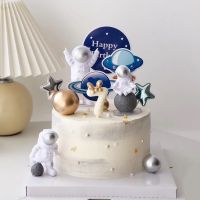 Astronaut Cake Topper For Outer Space Theme Birthday Party Dessert Props Festive Decor Universe Planet Series Cake Topper