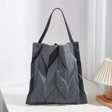 Issey Miyake X Iittala Pleated Handbag Tote Bag Black Canvas Leather Ladies  Auction