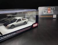 HOBBY JAPAN 1/64 Toyota SPRINTER TORENO GT APEX (AE86) Customized Version / Carbon BonnetHigh Flash Two Tone ขาว กระโปรงดำ (โมเดลรถเหล็ก Model DreamCraft)