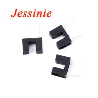 100PCS ITR9606 ITR 9606 Optocoupler Photoelectric Switch DIP 4 Opto photo Interrupter Optical Sensor DIP4