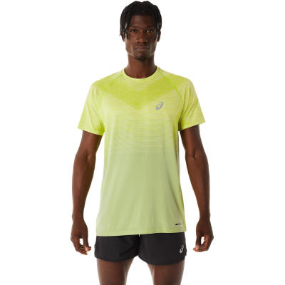 ASICS :  SEAMLESS SS TOP MEN RUNNING เสื้อ ผู้ชาย เสื้อ เสื้อคอกลม ของแท้  LIGHT SAGE/LIME ZEST