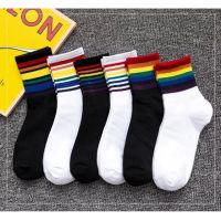 ถุงเท้าแฟชั่น ลายสายรุ้ง ฟรีไซส ถุงเท้าข้อกลาง ลายทางสีสันสด Rainbow socks NO.17