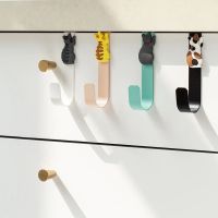 XHLXH Cat Shape Cat Kitchen Cabinet Door Hanging Free Punching Drawer Robe Hanger Kawaii Stainless Steel Cat Storage Hook Kitchen