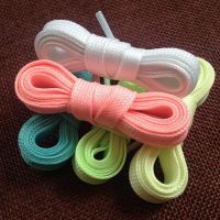 1คู่80ซม. Luminous Shoelaces รองเท้าผ้าใบแบนผ้าใบรองเท้า Laces สำหรับเด็กผู้หญิง Gift