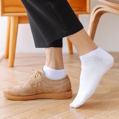 ‘；’ Spring And Summer Men Cotton Socks Low Tube Solid Color Business Casual Socks Solid Color Breathable Comfortable Ankle Sock Sox