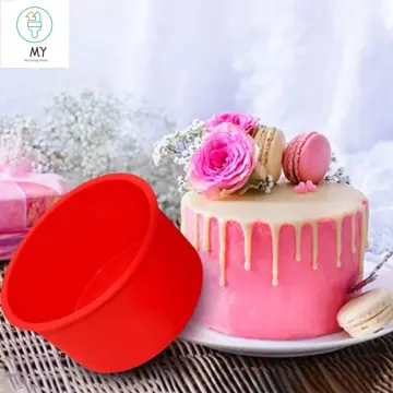 Solved A master baker bakes cylindrical cakes. They are all | Chegg.com