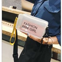 ⚜️Khun Chay สต็อกไทย⚜️ กระเป๋าใสแฟชั่น PVC สีใส สกรีนลาย Fashion mini girl สีสดใส