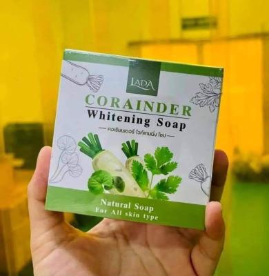 สบู่ผักชี ปราบสิว LADA CORAINDR Whitening Soap ขนาด 90 กรัม ของแท้ (1ก้อนแถมตาข่ายตีฟอง )