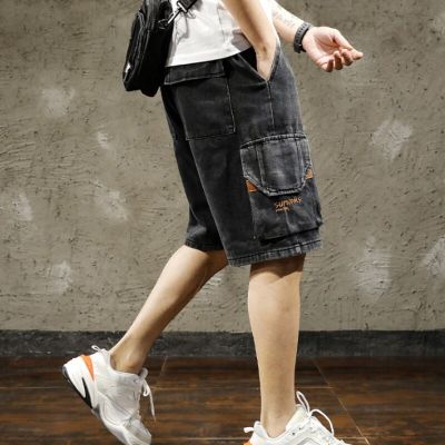 กางเกงคาร์โก้ Celana Pendek Denim ชายเบอร์มิวดามีกระเป๋ายีนส์ขาสั้นฤดูร้อนของผู้ชายทรงฮาราจูกุ Xl กระดุม MODE Korea แนวย้อนยุค