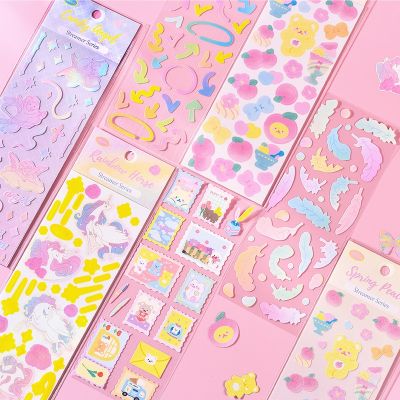 [ใหม่] MOHAMM 1แผ่นการ์ตูนที่มีสีสัน Angel Bear Glitter สติกเกอร์เลเซอร์ฟิล์มสำหรับ Scrapbooking ไดอารี่การ์ดทำ DIY อัลบั้มรูป